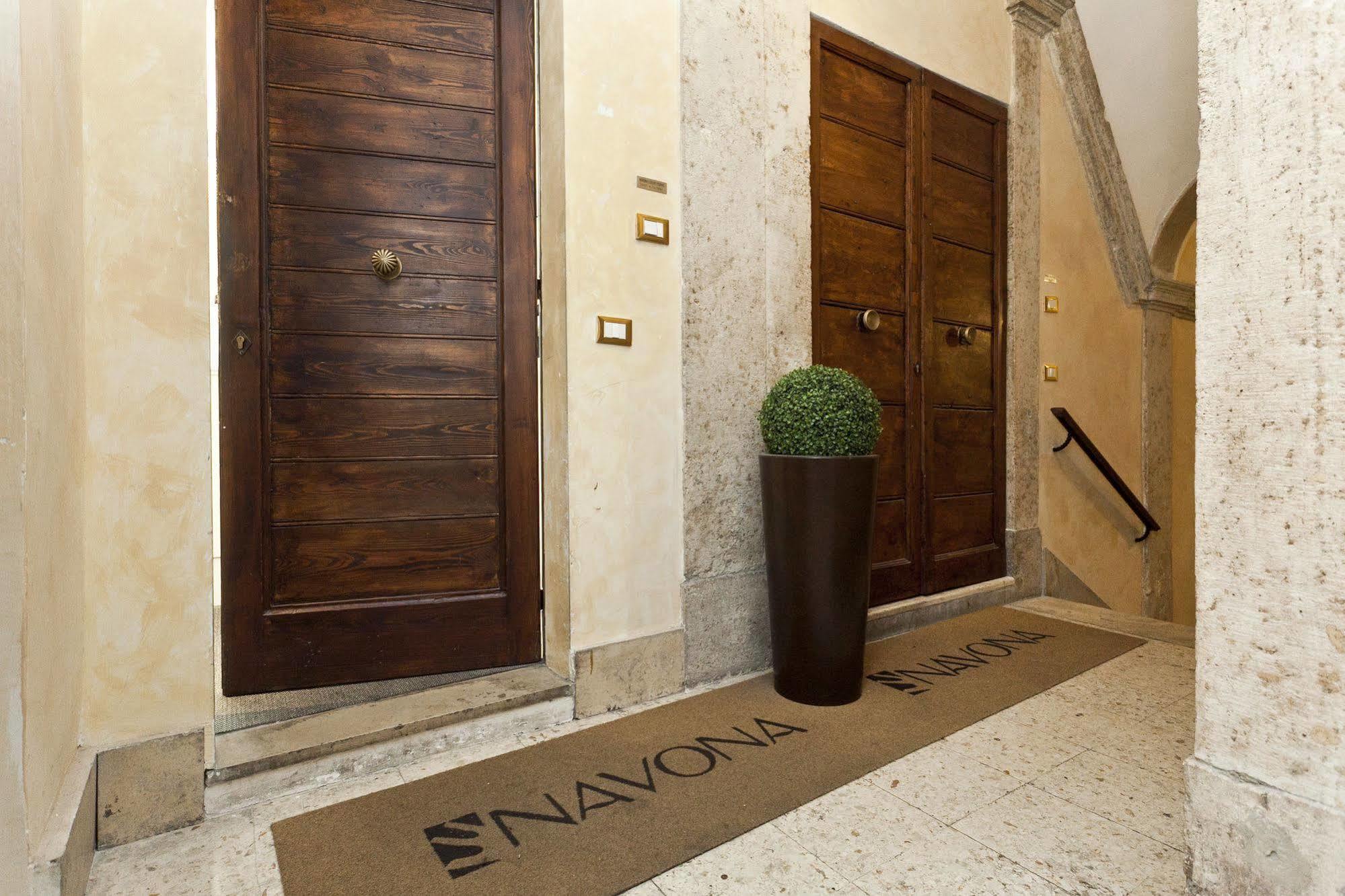 Navona Suites Рим Екстериор снимка