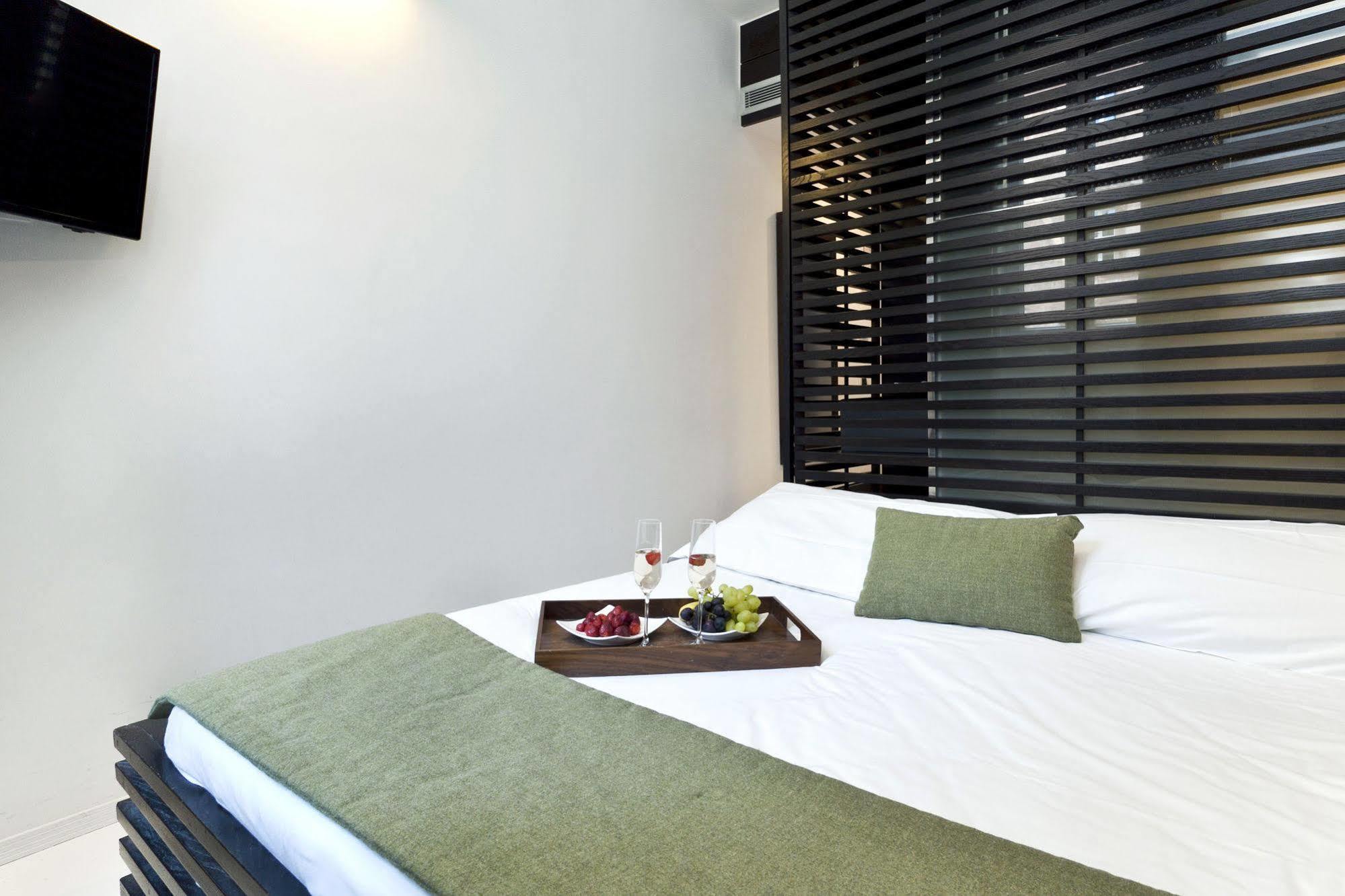 Navona Suites Рим Екстериор снимка